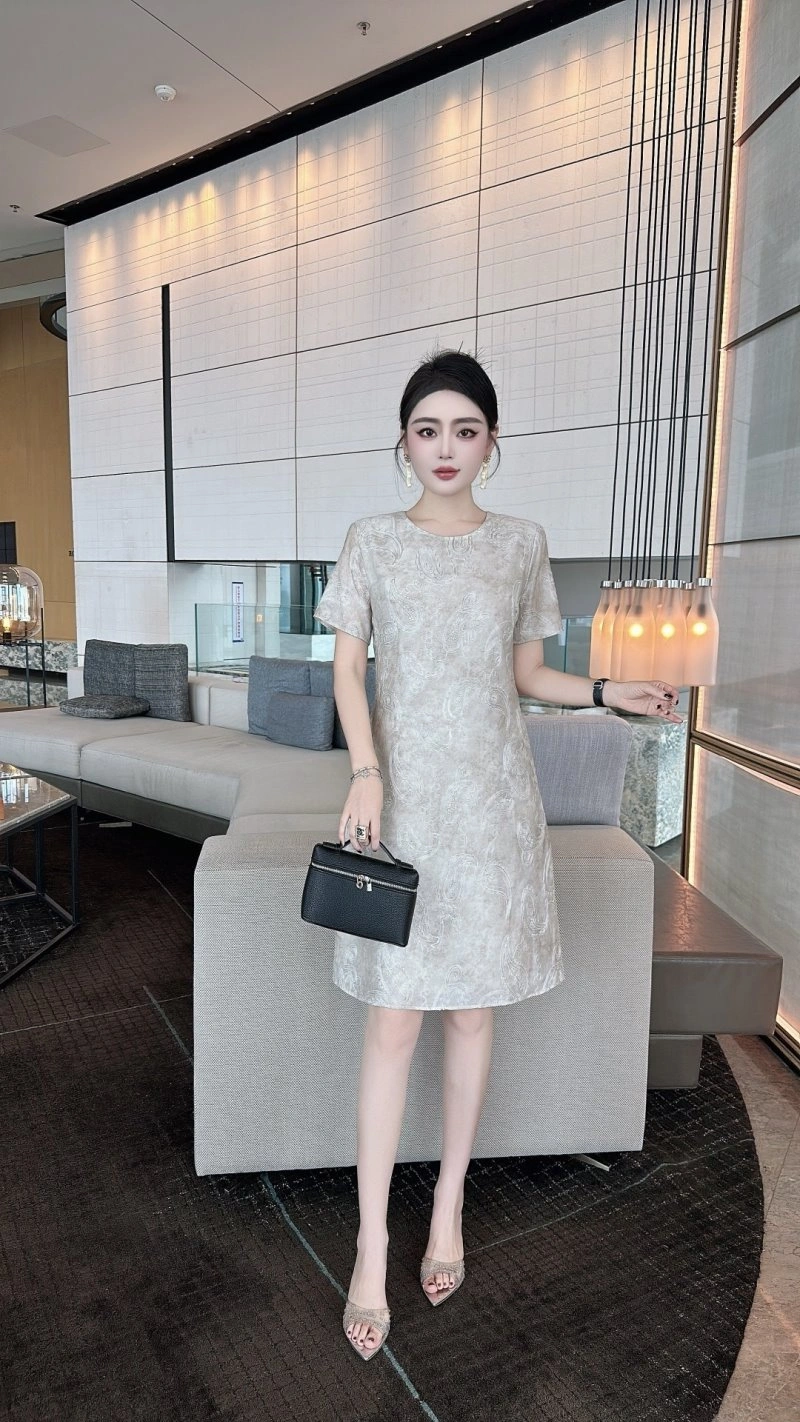 Chanel Dress Neat 109297