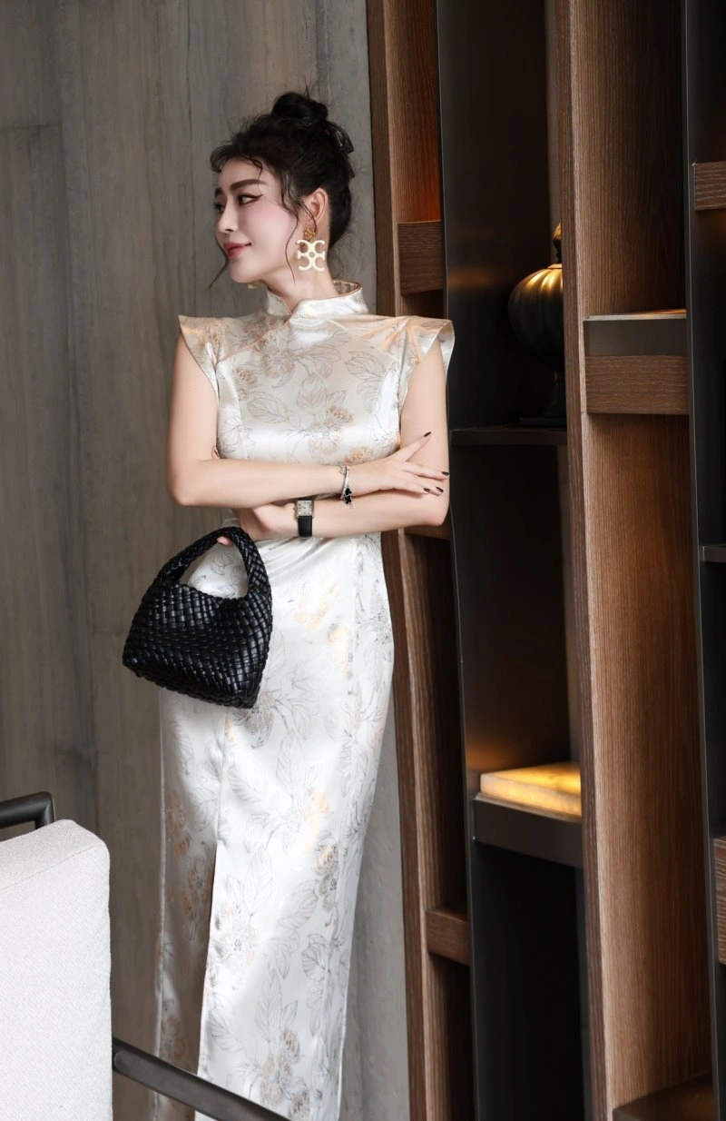 Chic Chanel Dress 109235