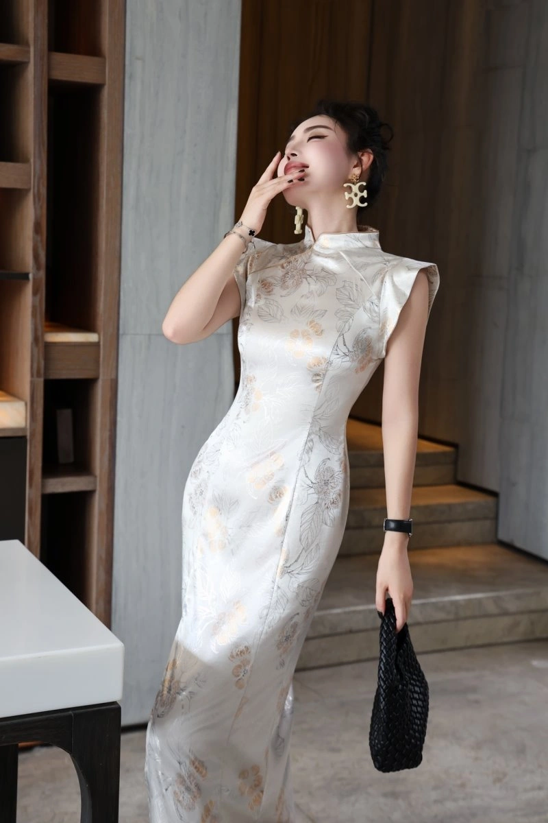 Chic Chanel Dress 109235