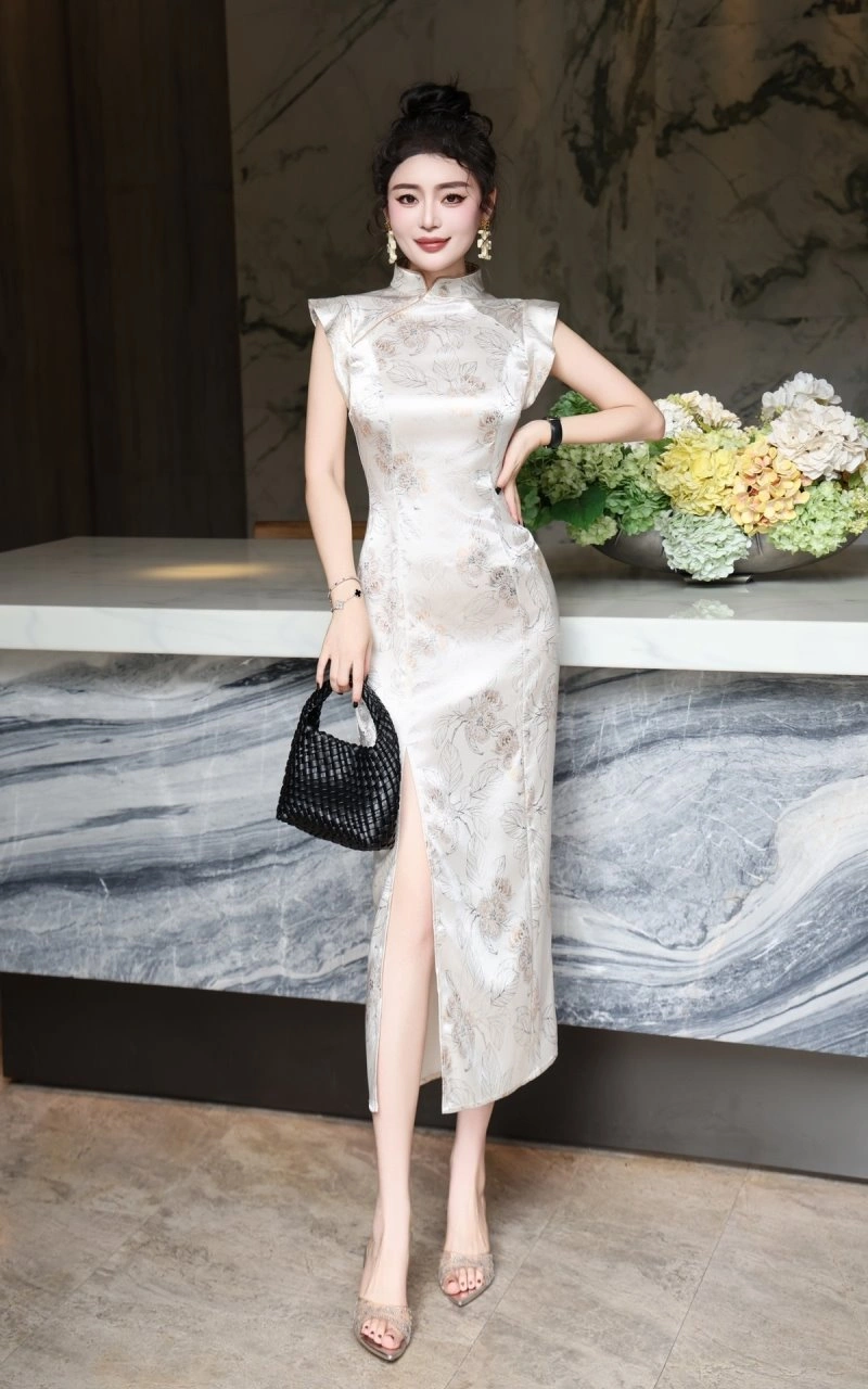 Chic Chanel Dress 109235