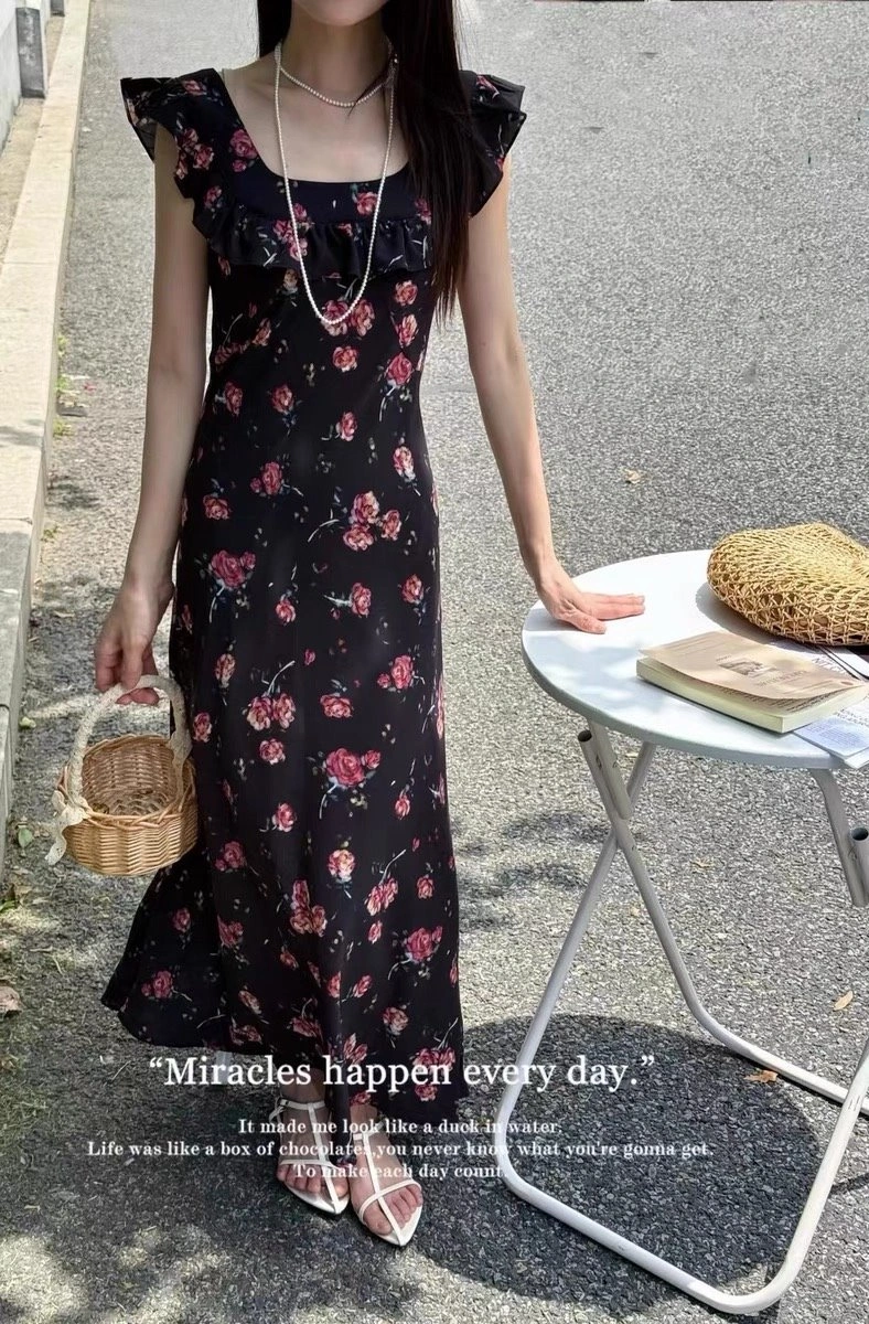 Cozy Chanel Dress 109241