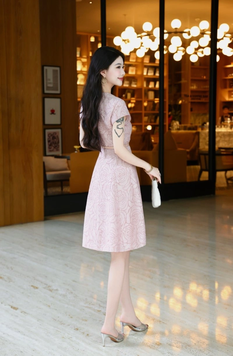 UrbanChic Chanel Dress 109211