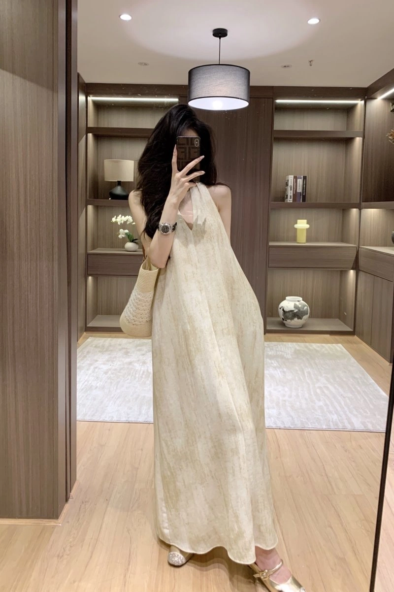 UrbanChic Chanel Dress 109177
