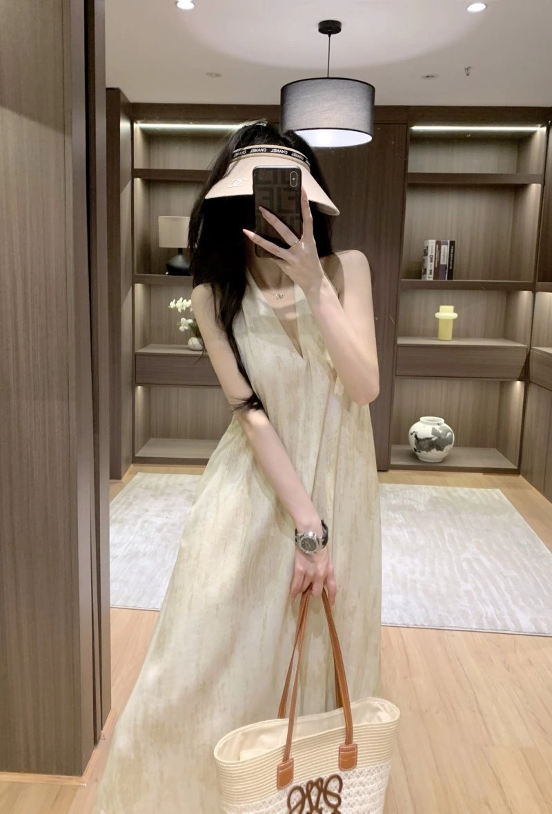 UrbanChic Chanel Dress 109177