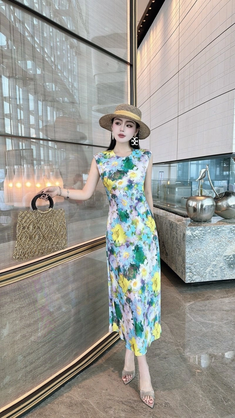 Neat Chanel Dress 109152