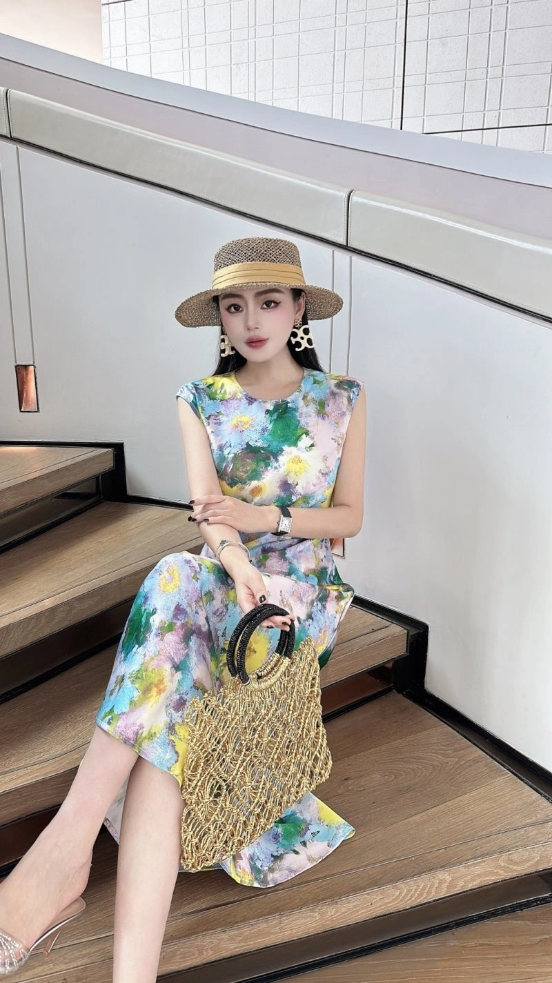 Neat Chanel Dress 109152