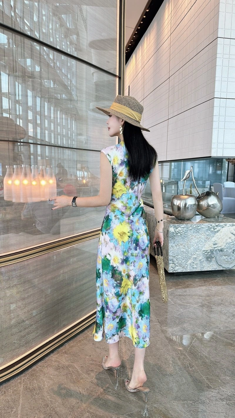 Neat Chanel Dress 109152