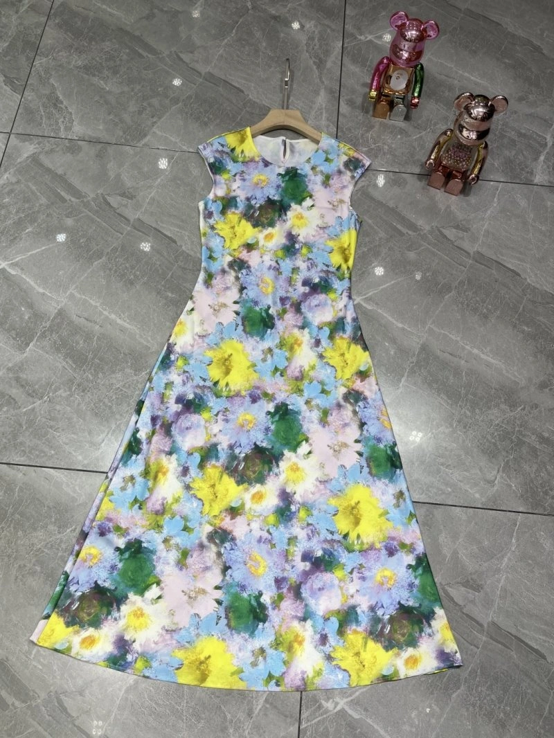 Neat Chanel Dress 109152