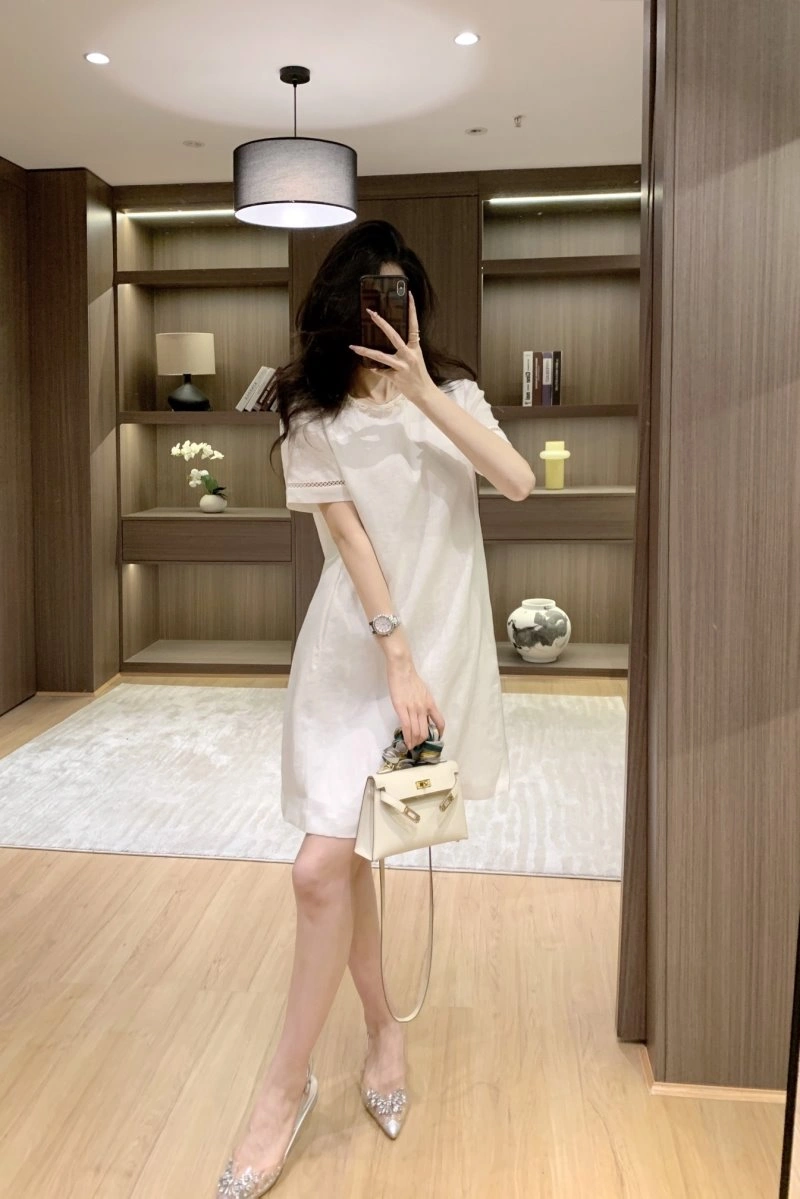 Refined Chanel Dress 109136