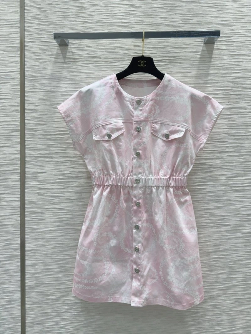Fashionable Chanel Dress 109060