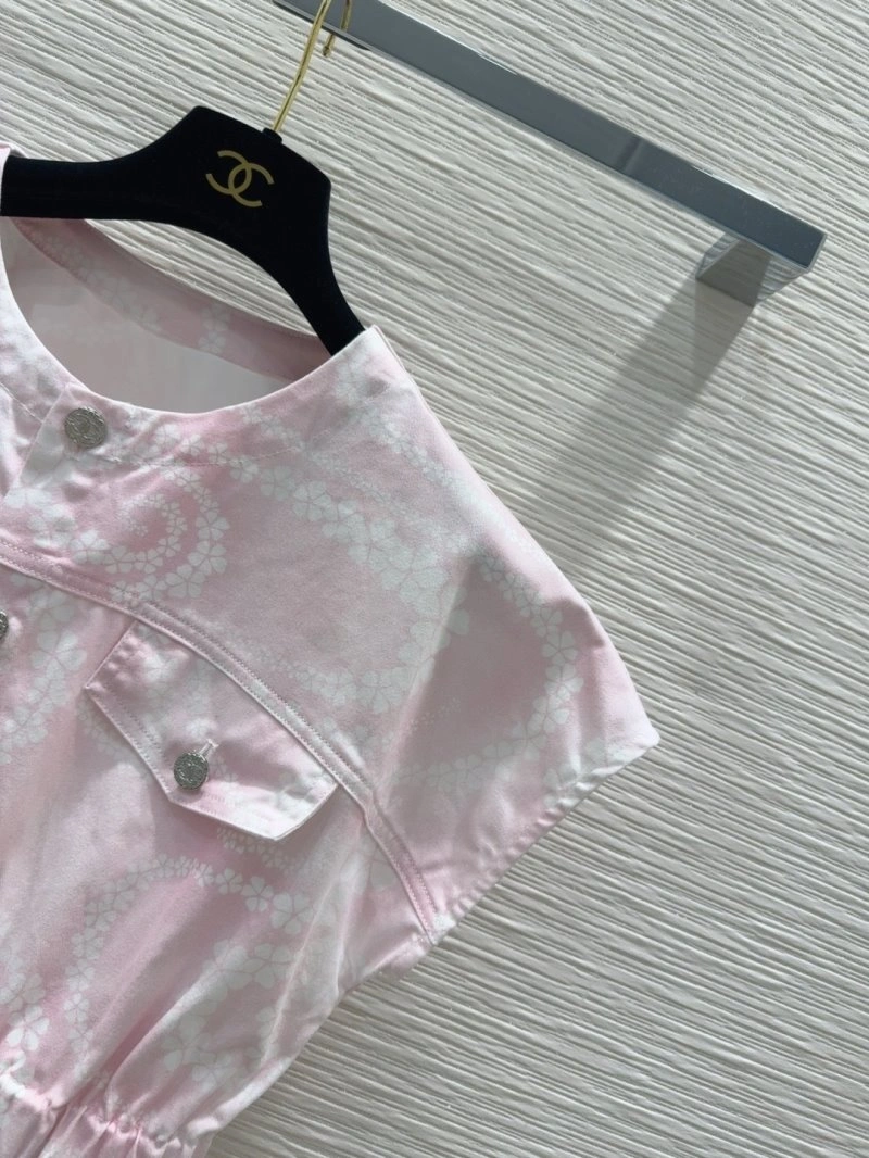 Fashionable Chanel Dress 109060