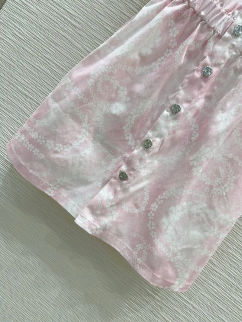 Fashionable Chanel Dress 109060