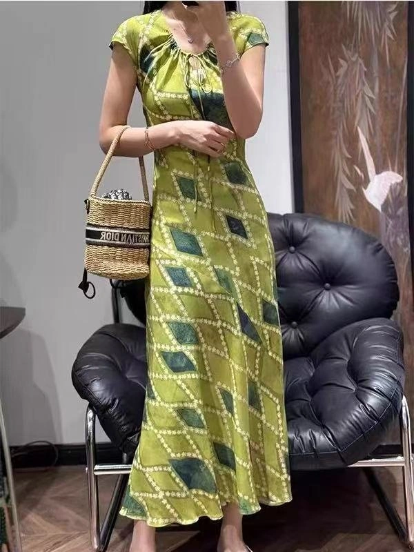 Efficient Chanel Dress 109049