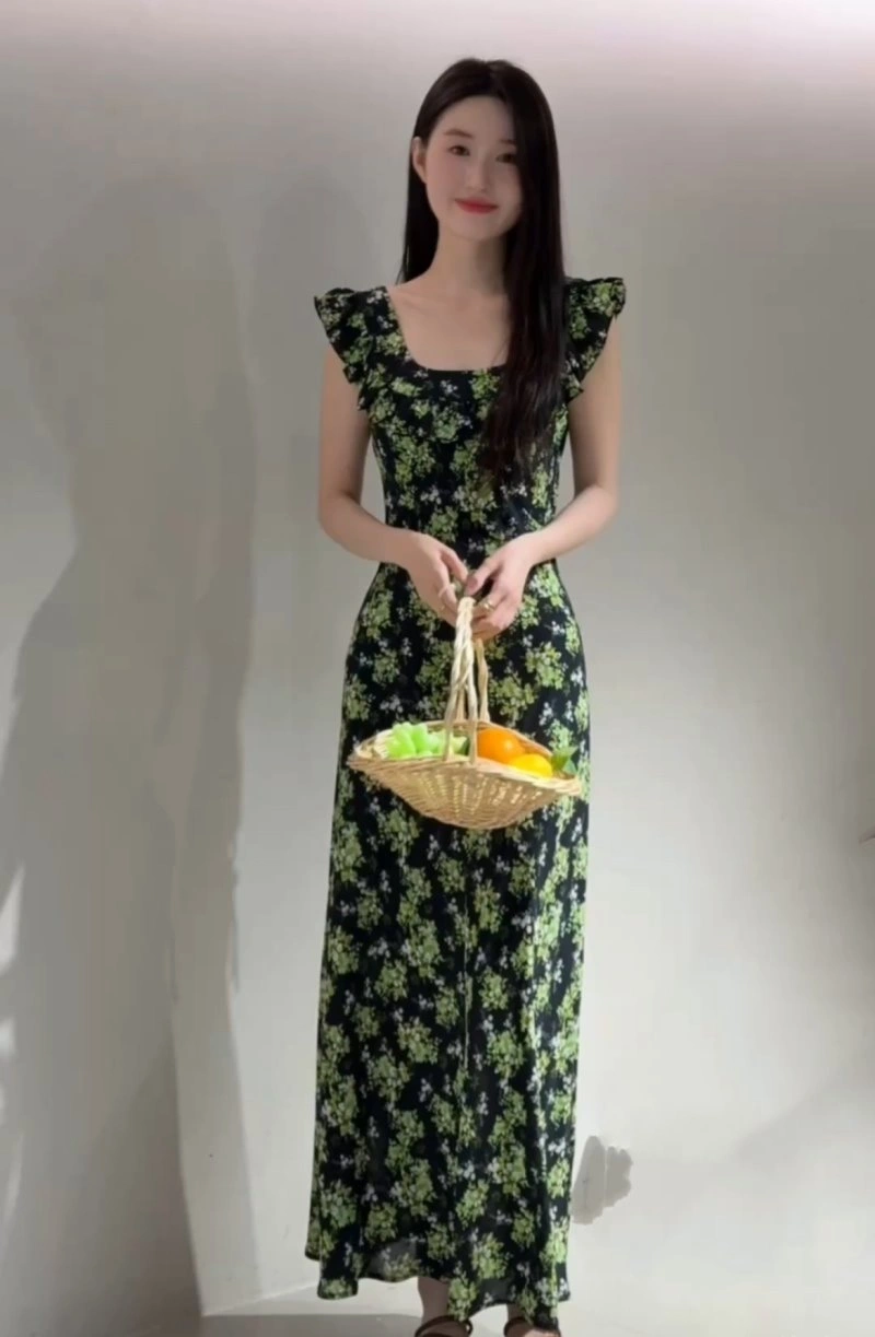 Vibrant Chanel Dress 111082