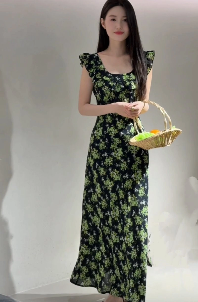 Vibrant Chanel Dress 111082