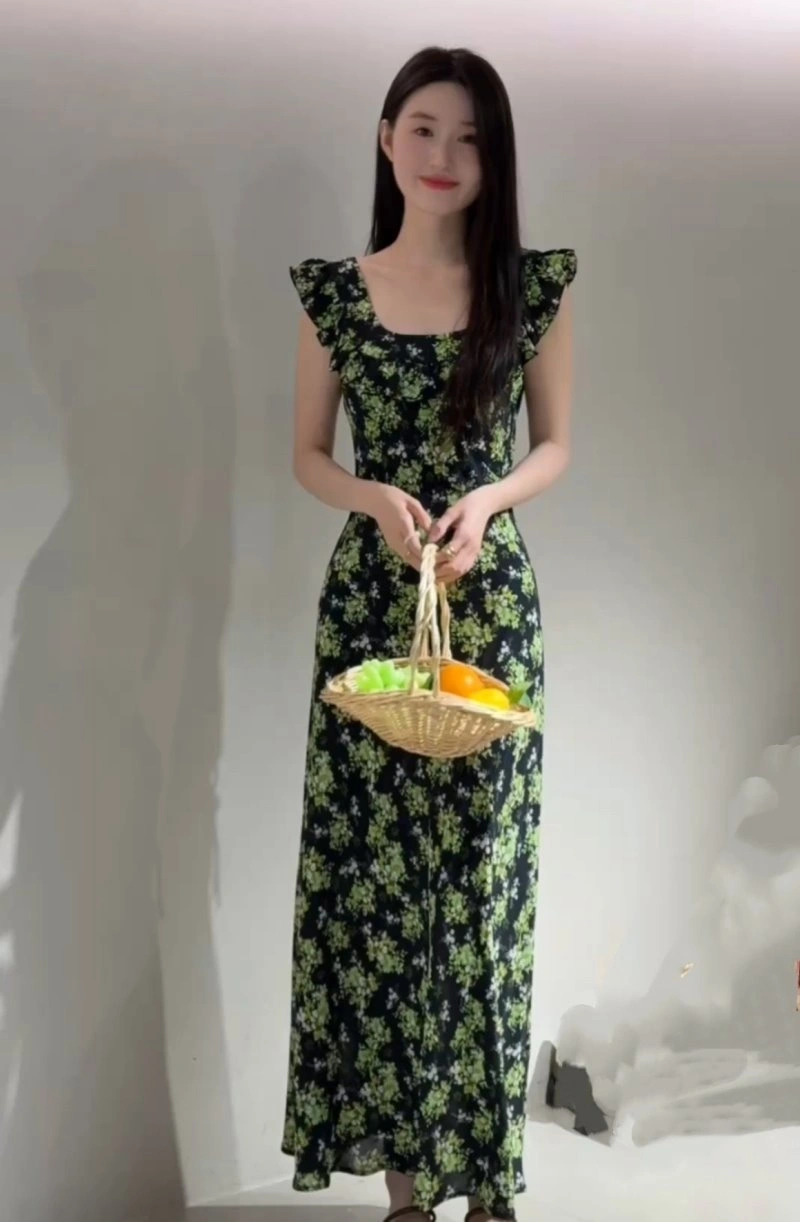 Vibrant Chanel Dress 111082