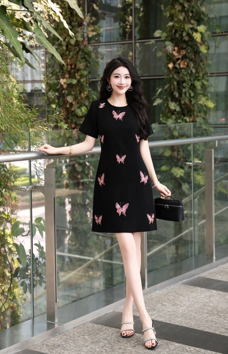 Chanel Dress MoistureWicking 111097