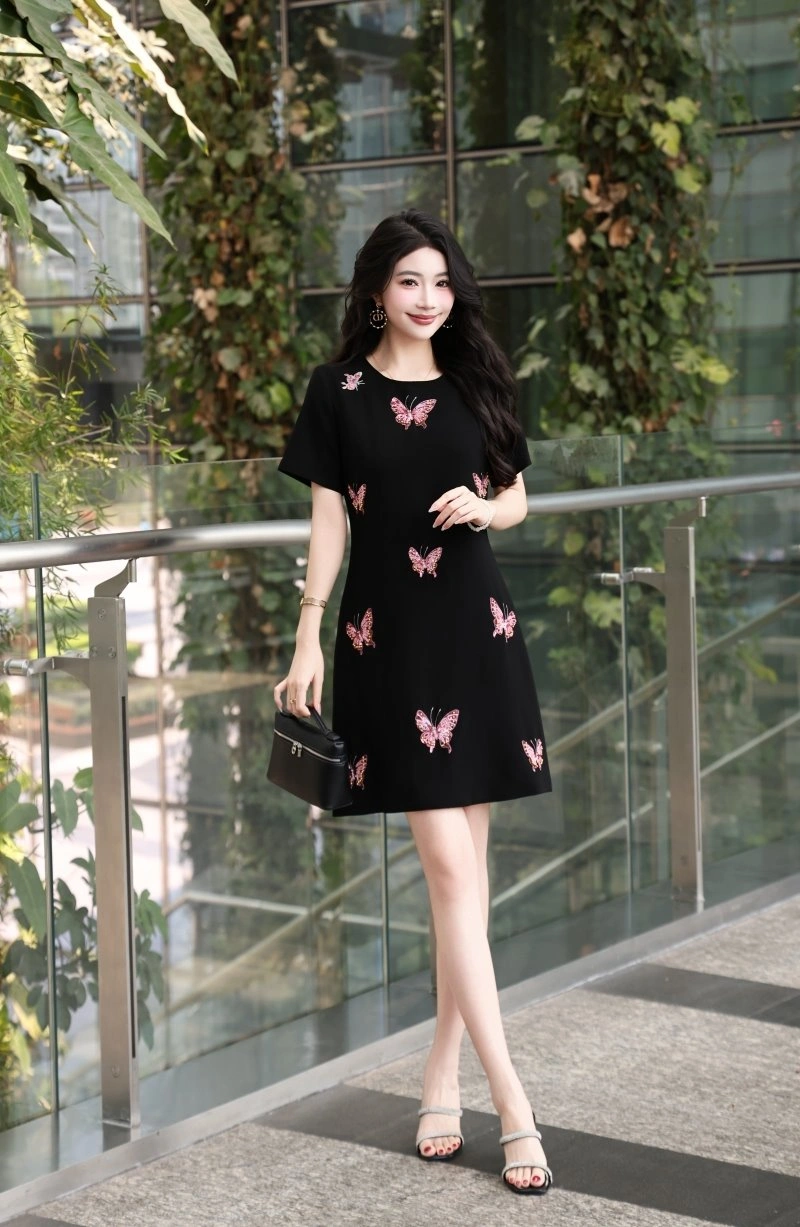 Chanel Dress MoistureWicking 111097