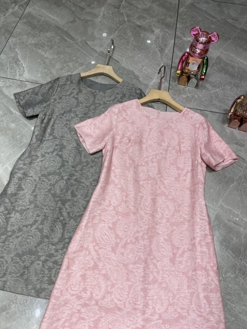 Seasonal Chanel Dress 111068