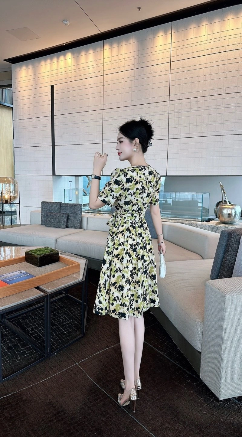 WrinkleFree Chanel Dress 111024