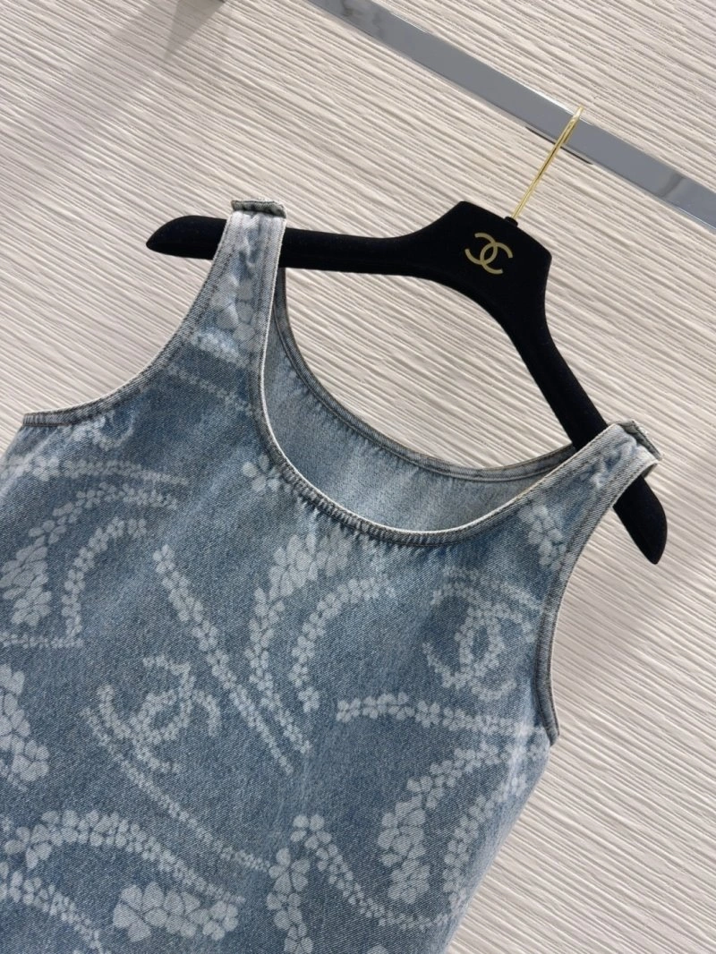 UrbanChic Chanel Dress 111019