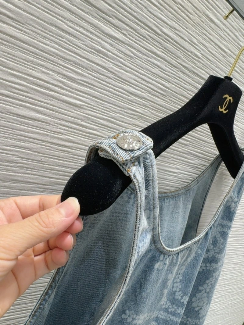 UrbanChic Chanel Dress 111019