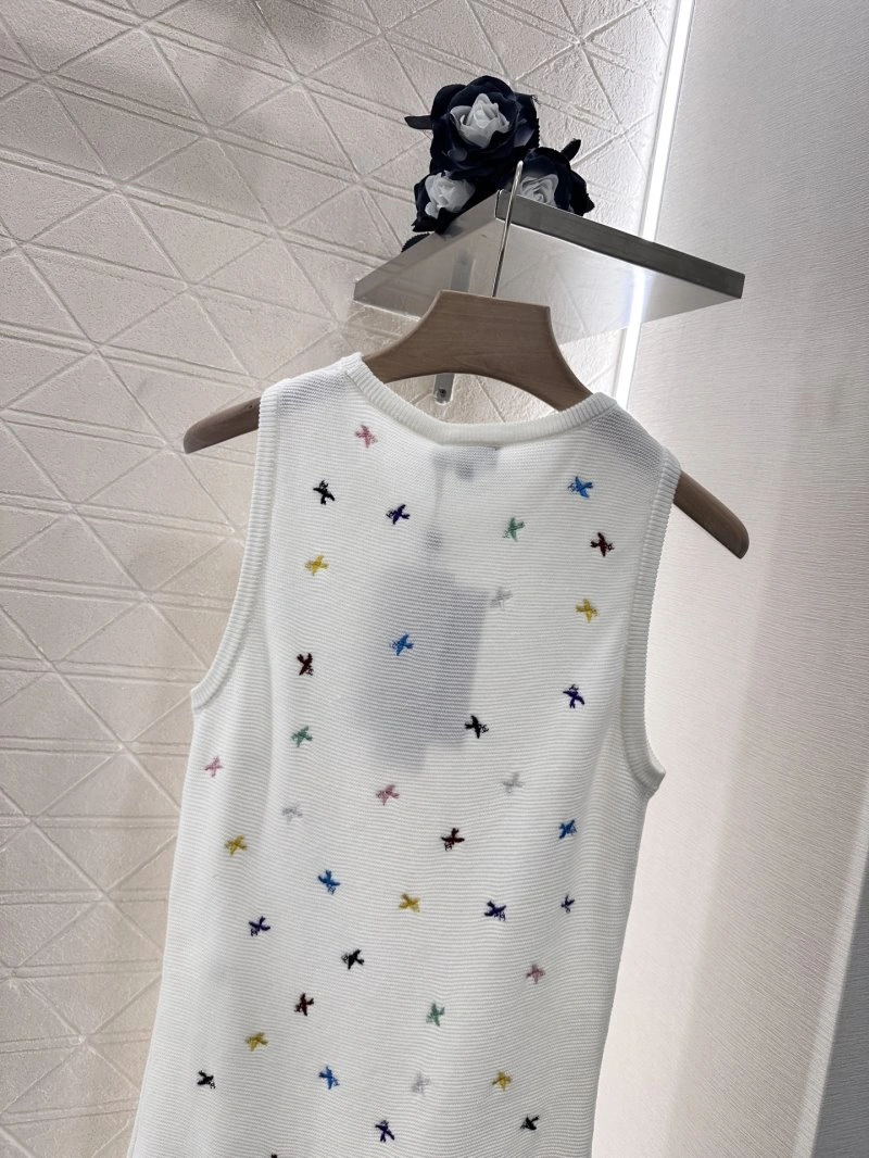 Stylish Chanel Dress 111017