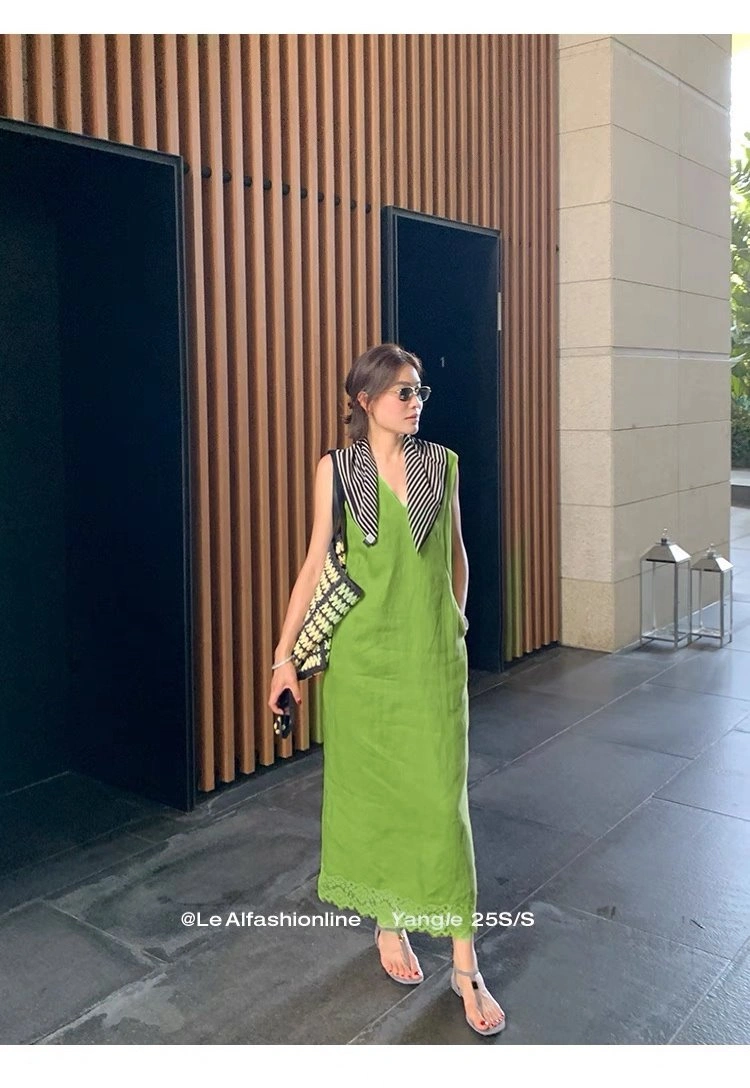 Neat Chanel Dress 111006