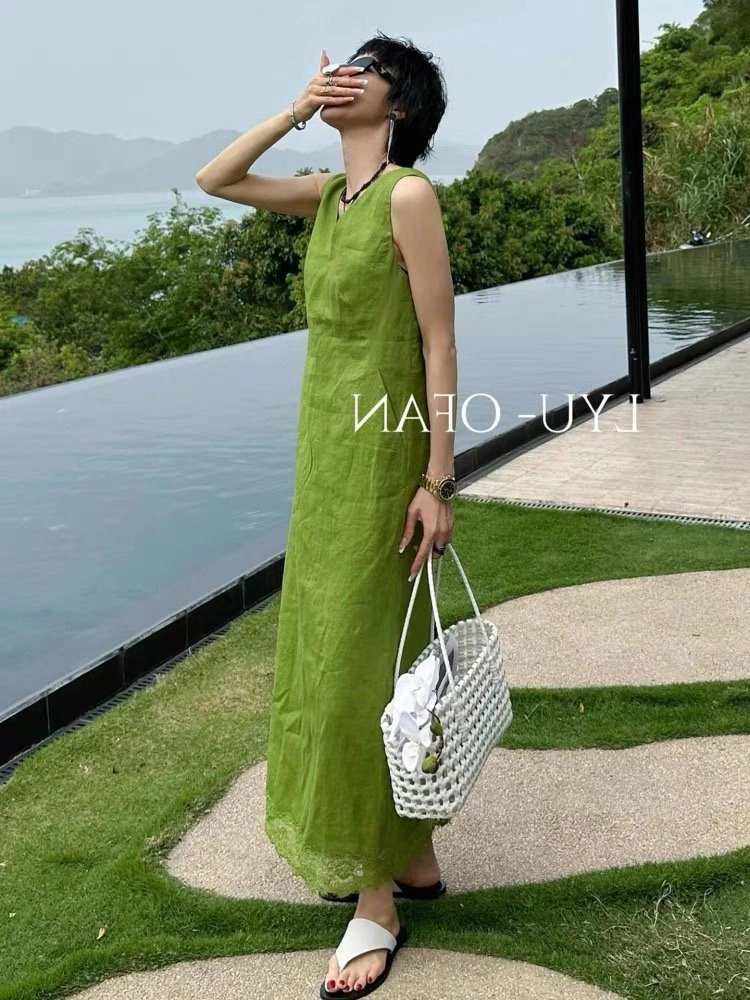 Neat Chanel Dress 111006