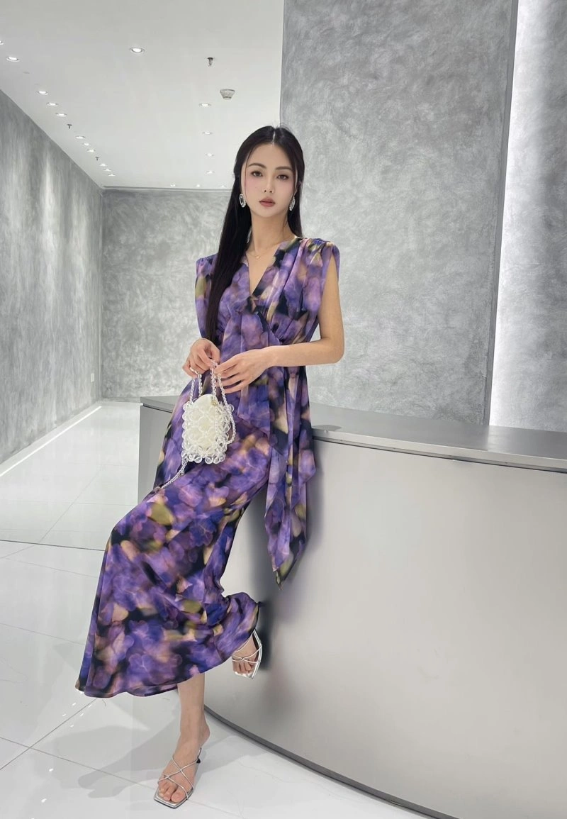 Flexible Chanel Dress 110933