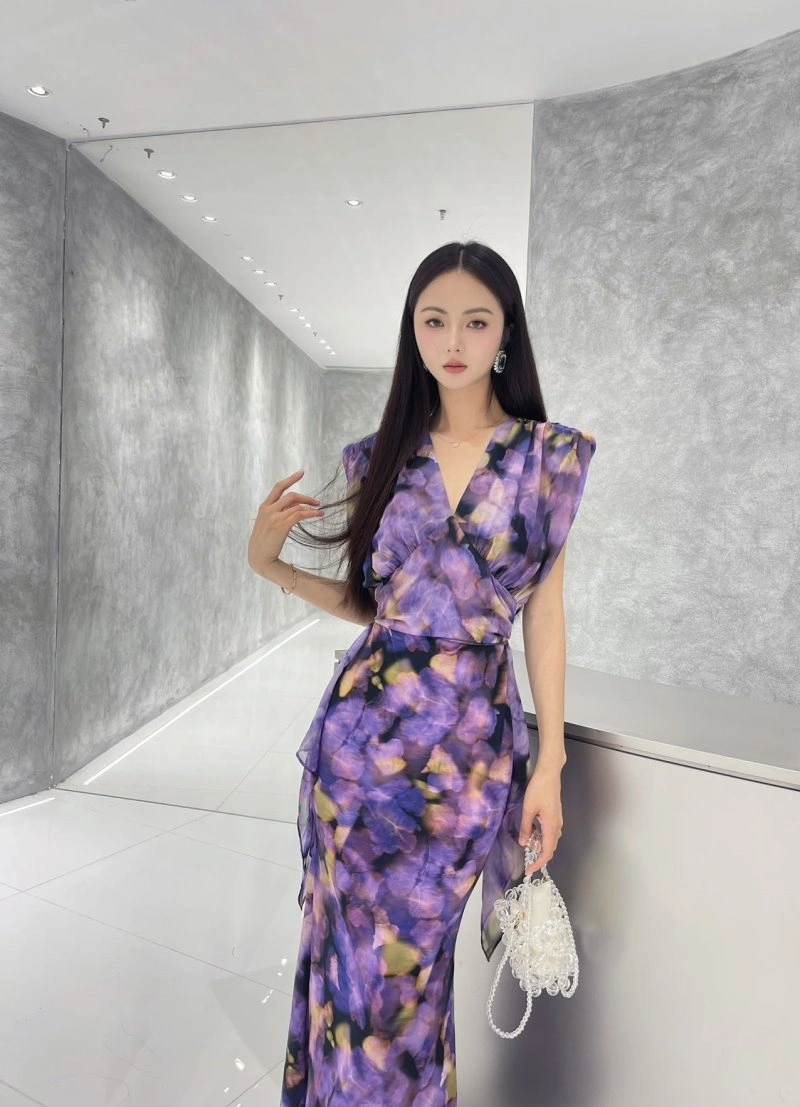 Flexible Chanel Dress 110933