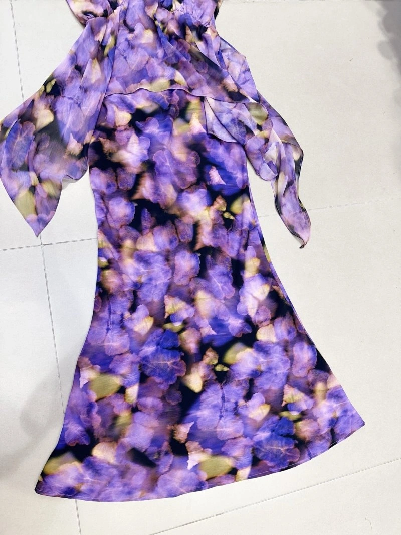 Flexible Chanel Dress 110933