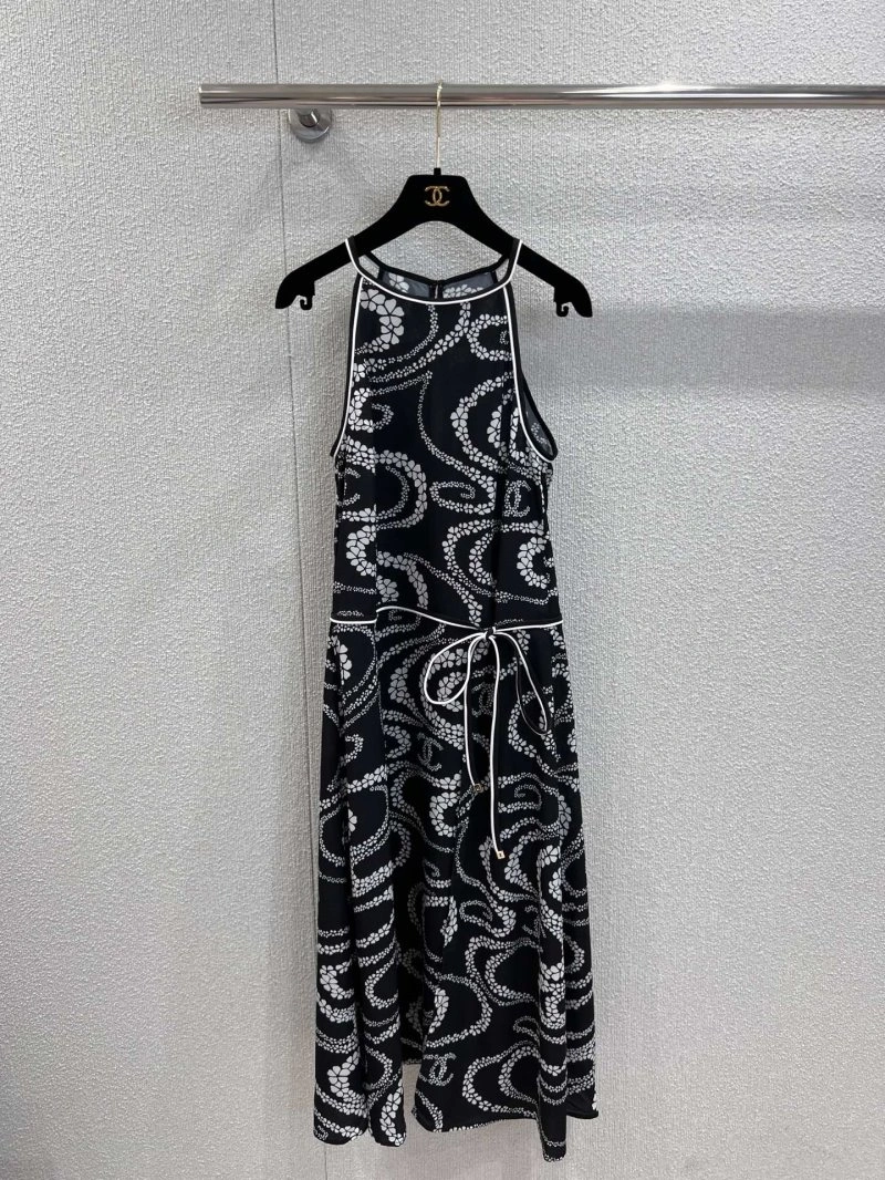 Refined Chanel Dress 110902