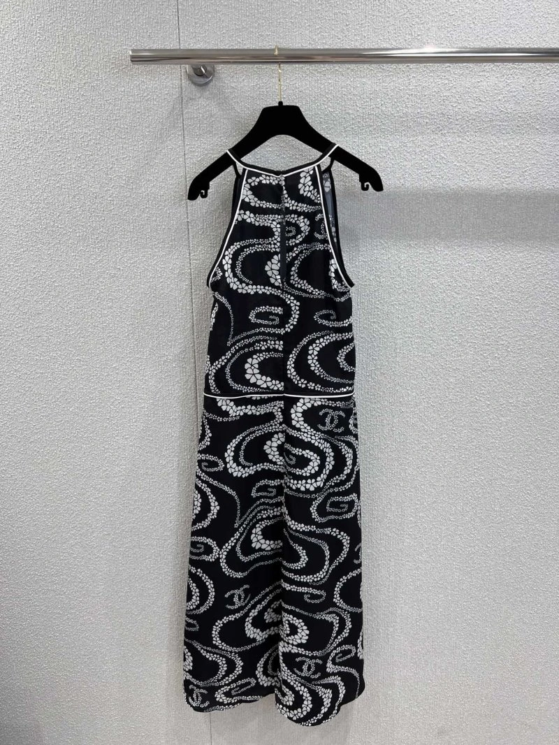 Refined Chanel Dress 110902