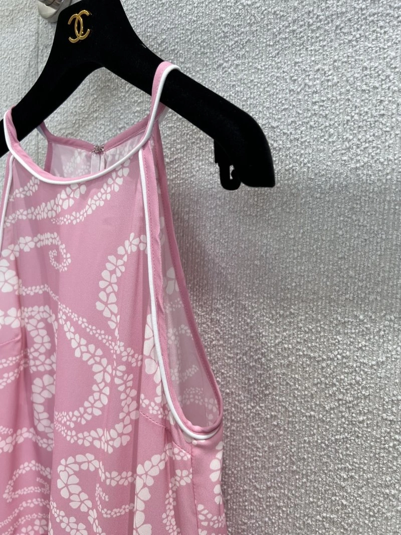 Sophisticated Chanel Dress 110903