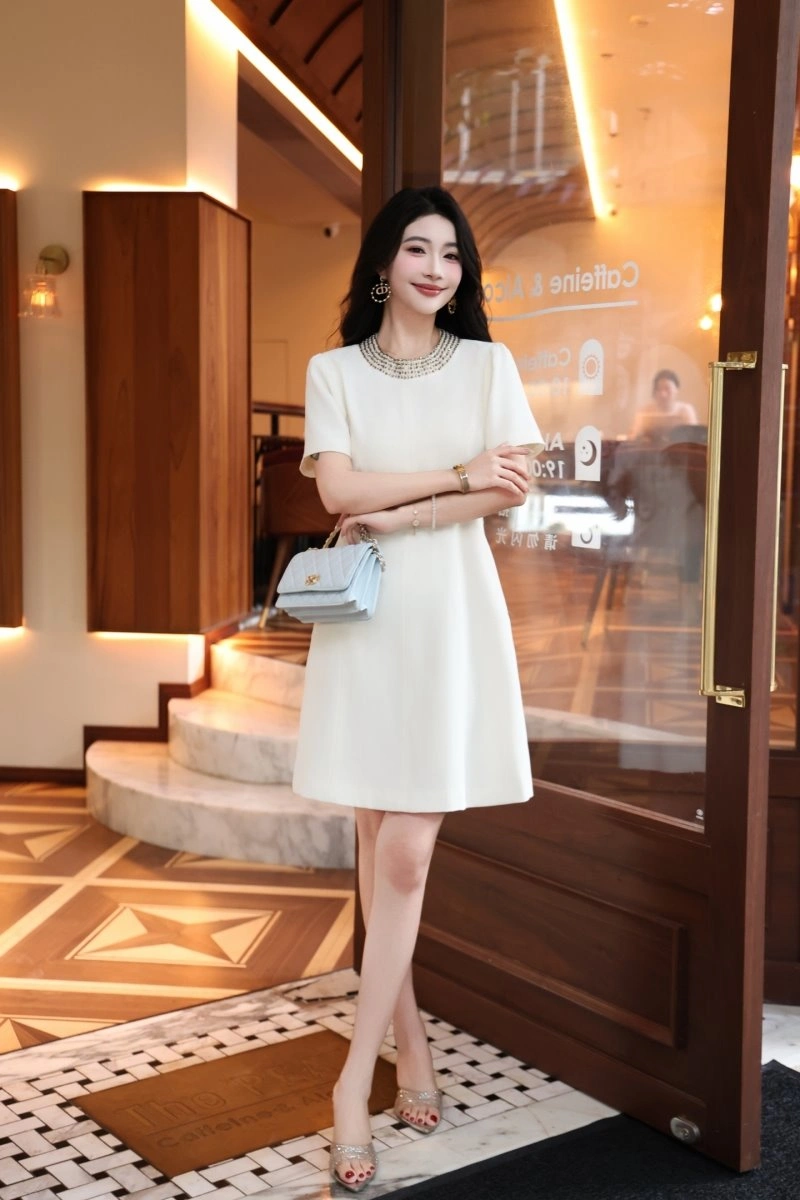 Packable Chanel Dress 110918