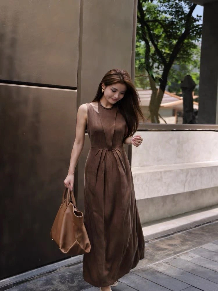 Trendy Chanel Dress 110892