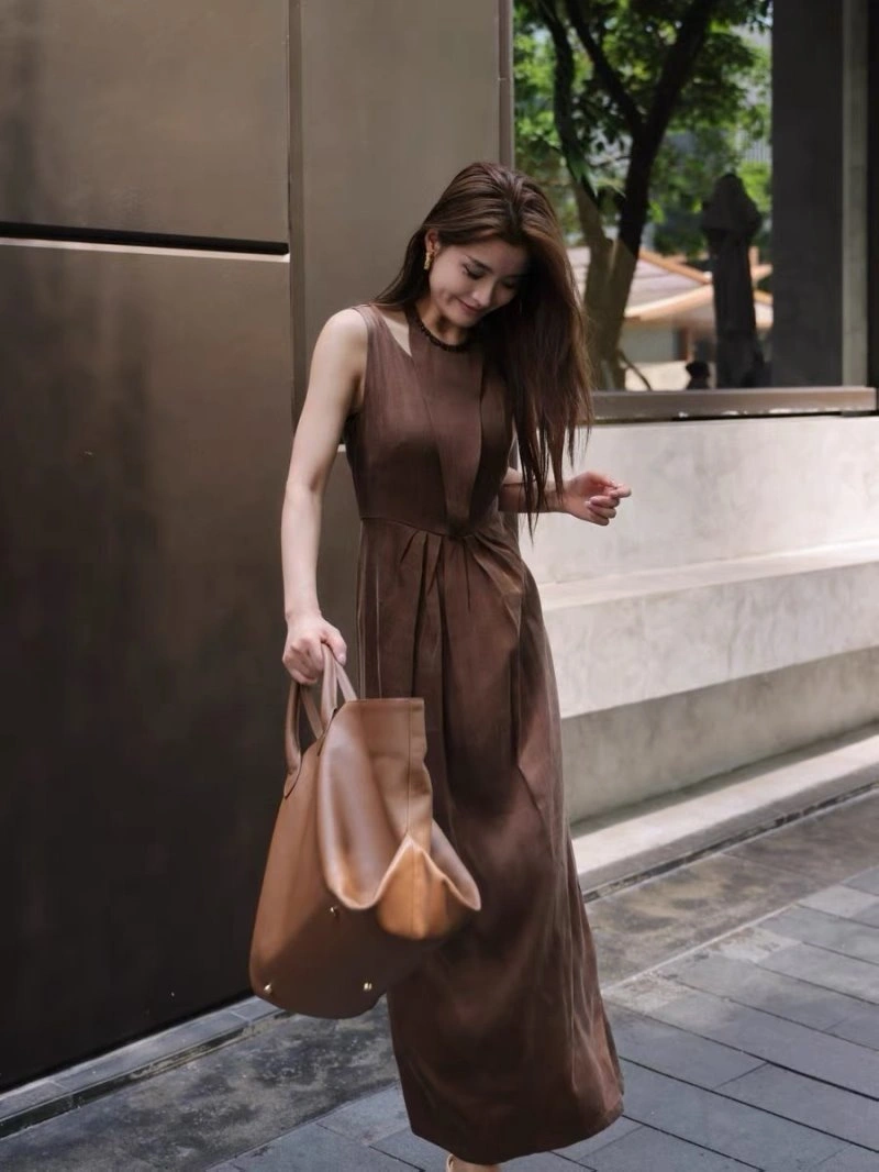 Trendy Chanel Dress 110892