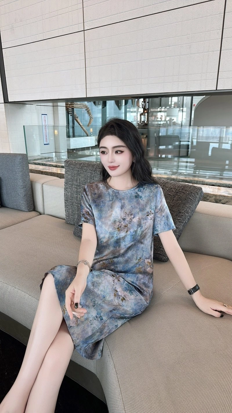 Minimalist Chanel Dress 110873