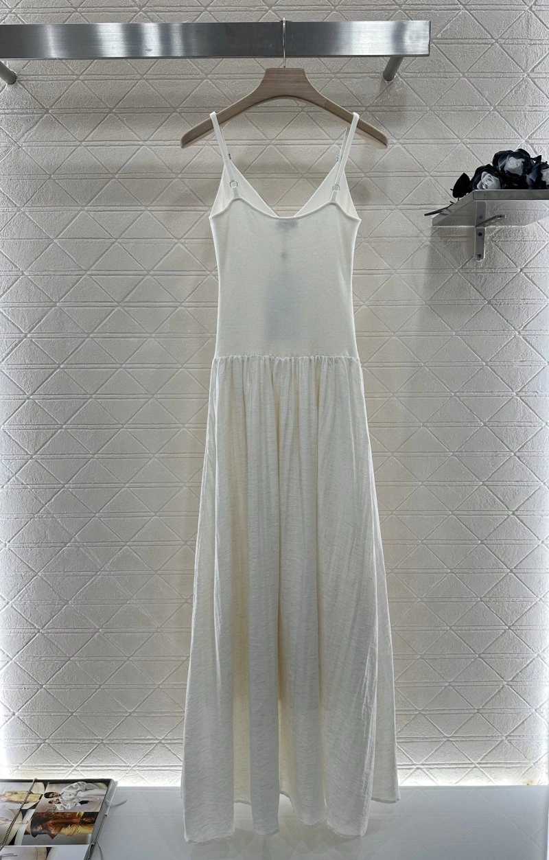 Fashionable Chanel Dress 110852