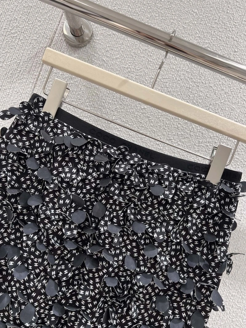 Cozy Chanel Dress 110829