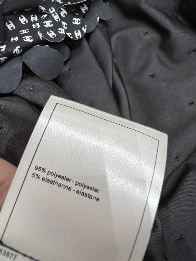 Cozy Chanel Dress 110829