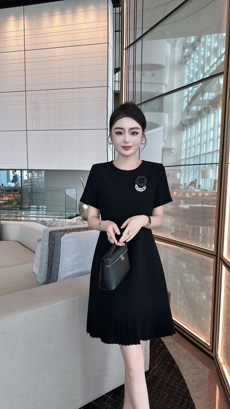 WrinkleFree Chanel Dress 110786