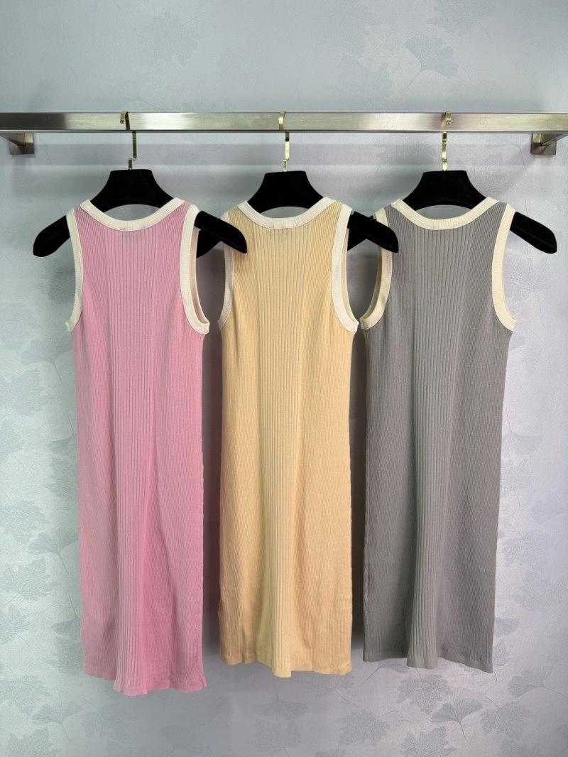 Compact Chanel Dress 110811