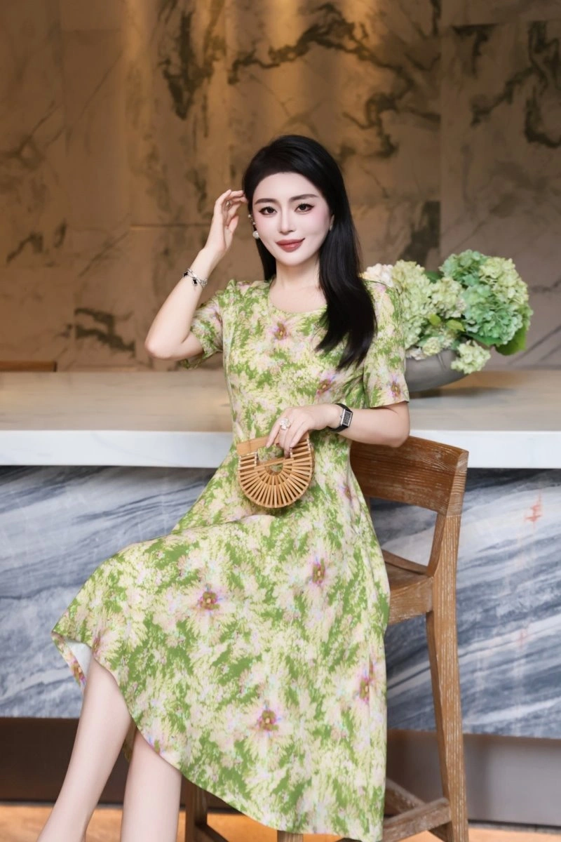 Lightweight Chanel Dress 110757