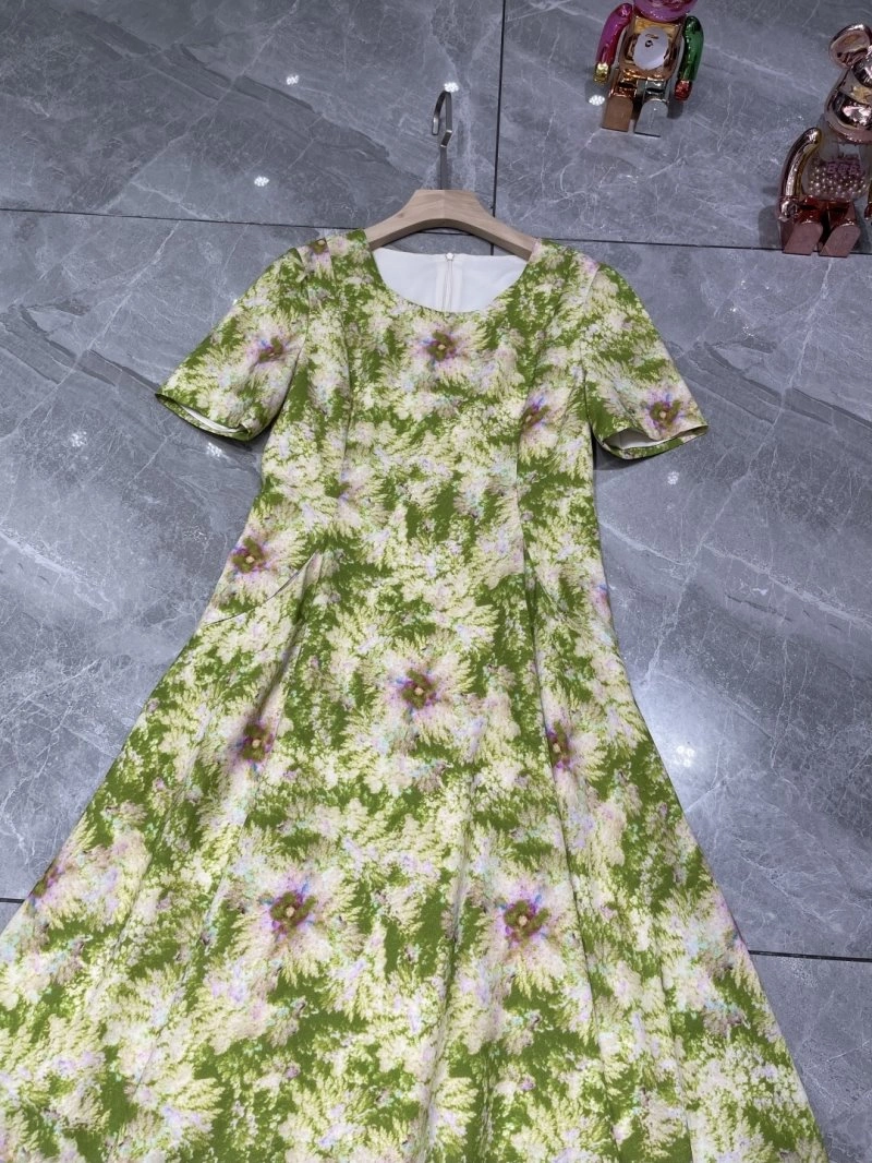 Lightweight Chanel Dress 110757
