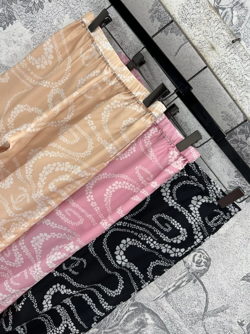 Breathable Chanel Dress 108308