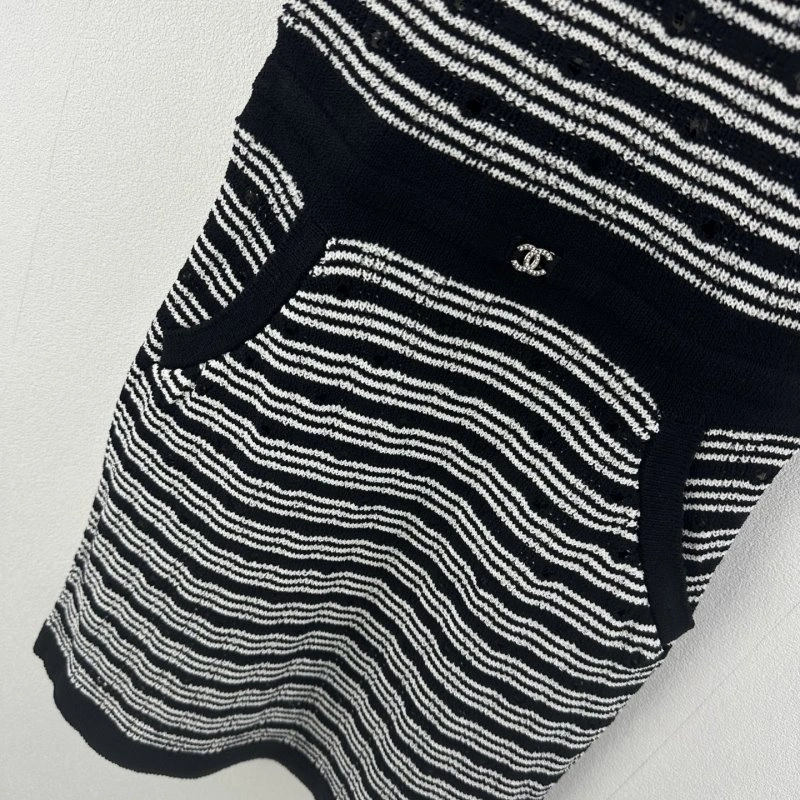 Minimalist Chanel Dress 108298