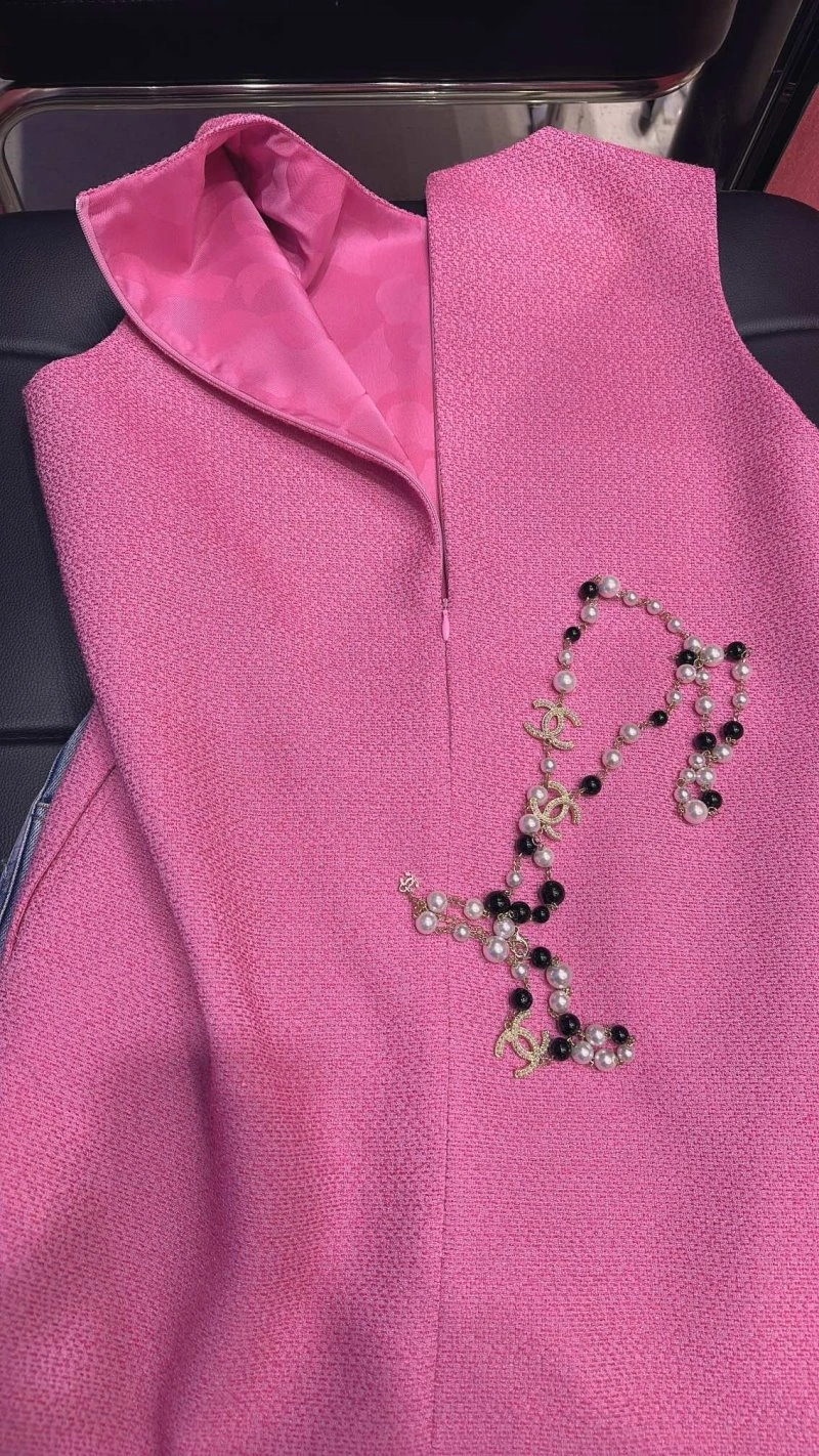 Tailored Chanel Dress 109911