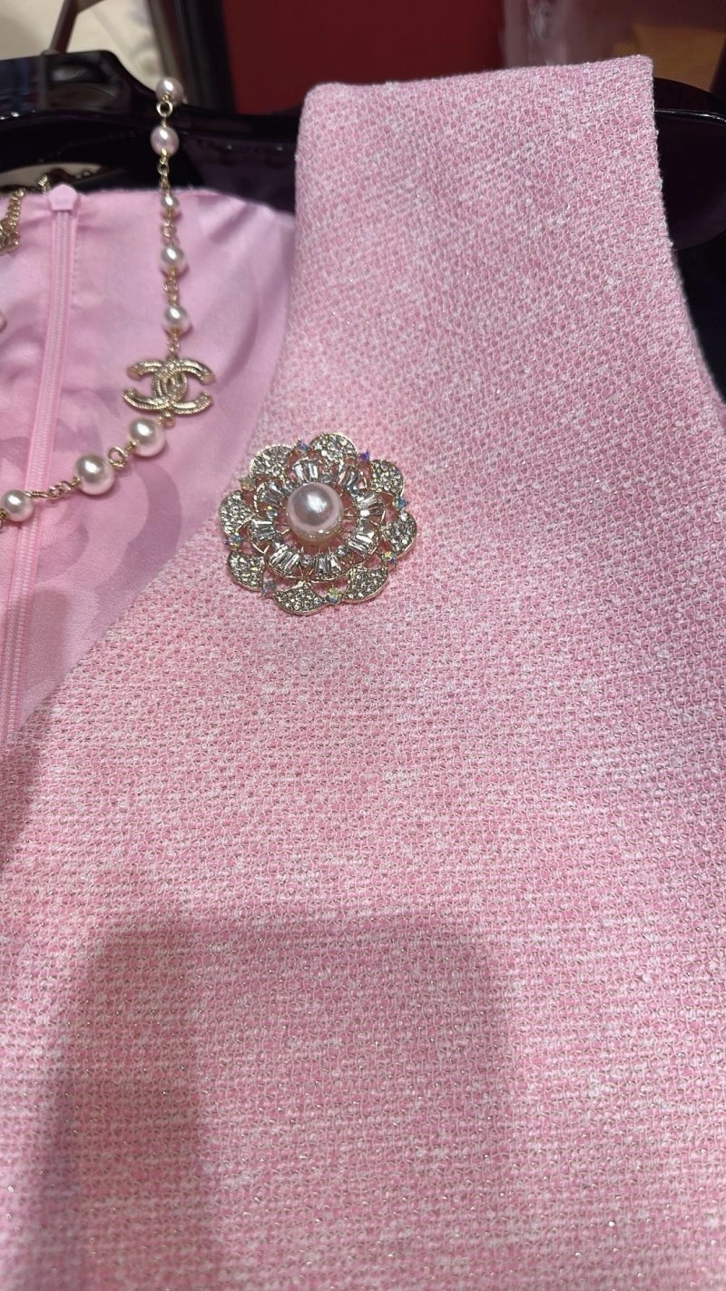 Compact Chanel Dress 109902